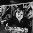 5c8b6f1b360000ba1a6d128f