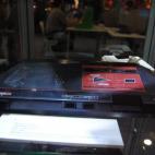 "Japón y Corea siempre han estado enfrentadas, y las marcas japonesas no son queridas. Sega se escondió detrás de Samsung para vender en el mercado surcoreano", explica el presidente de ValdeMordor. Este modelo es similar a la Master System. ...