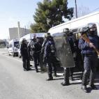 5c8b6ed2240000f7054d7774