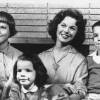 5c8b6f23230000d50424b8b2