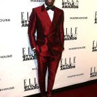 5c8b7487250000e203cab606