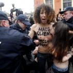 5c8a99f02300003000e6c6fe