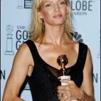 Con el Globo de Oro por Ciegas de Amor.