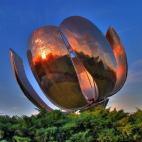 La París de América. Aunque siempre hay que hablar de la calle Caminito o del tango, Buenos Aires tiene mucho más que ofrecer a los aventurares que se atreven a recorrerla: arte decó, art nouveau, rascacielos… Ver más fotos aquí.