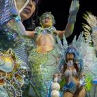 5c8b8445360000c81a6d4671