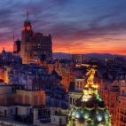 Las Cuatro Torres de la CTBA forman los cuatro edificios más altos de España, que están entre los 230 y los 250 metros de altura. Aunque estos se quedan muy cortos en comparación con el Burj Khalifa de Dubai, el skyline madrileño tiene alg...