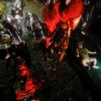 5c8a54112500005206810266