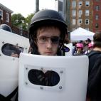 5c8a941b240000f404a340f1