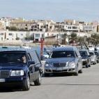 Nueva tragedia en aguas del Mediterráneo. Cerca de 300 inmigrantes han muerto mientras atravesaban el Canal de Sicilia, según el testimonio de varios rescatados que viajaban con ellos y que recogió una portavoz del Alto Comisionado de las Nac...