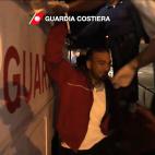 5c8b79ce360000a61b6d2de4