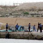 5c8b79d1360000c81a6d2df0