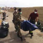 5c8b79d3360000c81a6d2df8