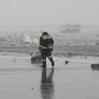 5c8b12f6250000e203c9fb22