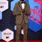 5c8b253c230000dd04243a95