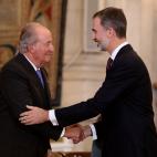 5c8a368e260000e104fe10ad