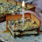 También lleva nata para montar, queso de untar y cuajada. Mira en Cookpad cómo puedes prepararla.