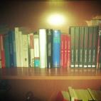 @sylvimaz FELIZ DÍA DEL LIBRO!!!! Felicidades a Jordi's y Jorge's!! Jaja Tomad: una y un !!! ;-)