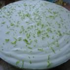 Con lima, limón, queso de untar y nata. Prepárala siguiendo esta receta.
