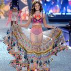 5c8aaabb230000dd04237880