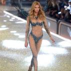 5c8aaac52400006d054c3898