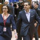 5c8b76db360000e01c6d26b2