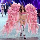 5c8aaacd230000dd042378b5