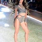 5c8aaad32400006c05a374b3