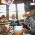 5c8abdd6360000ba1a6bfc98