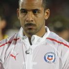 El padre de Jean André Emanuel Beausejour Coliqueo es haitiano y su madre india mapuche, cuya causa apoya. Es apodado "Palmatoria" en homenaje a un personaje brasileño de raza negra de la historieta Barrabases.