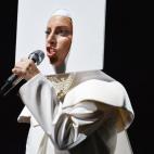 NEW YORK, NY - AUGUST 25: Lady Gaga performs during the 2013 MTV Video Music Awards at the Barclays Center on August 25, 2013 in the Brooklyn borough of New York City. (Photo by Larry Busacca/Getty Images for MTV)