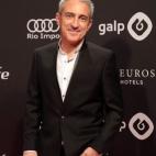 5c8aaaa43b000054066c5756