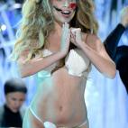 NEW YORK, NY - AUGUST 25: Lady Gaga performs during the 2013 MTV Video Music Awards at the Barclays Center on August 25, 2013 in the Brooklyn borough of New York City. (Photo by Kevin Mazur/WireImage for MTV)