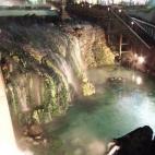 Conocida por sus abundantes y beneficiosas aguas termales, la ciudad nipona de Kusatsu es un pequeño paraíso terrenal. De su gran manantial brotan alrededor de 4000 litros de agua caliente por minuto que se distribuyen por toda la ciudad. De a...