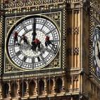 5c8b76fe250000e203cabd46