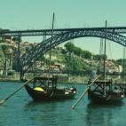 5c8b76cc360000e01c6d2670