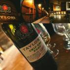 Con el corazón contento y la barriga llena de arroz con bogavante me fui por fin de vuelta al hotel, prometiéndome a mí mismo que el día siguiente me lo tomaría con algo más de calma. Tenía programada una visita a una bodega de vinho d...