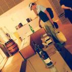 Una vez volví a tierra firme, con la cultura del vino aún en el cuerpo, me acerqué al Espaço Porto Cruz, un centro de interpretación del vinho do Porto ubicado en Gaia y que abrió sus puertas en el 2012. En este curioso lugar, que es algo...