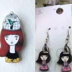 La joven diseñadora Lady Desidia se encontró con una copia de sus broches en forma de pendientes en Carrefour.