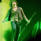 NEW YORK, NY - AUGUST 25: Bruno Mars performs during the 2013 MTV Video Music Awards at the Barclays Center on August 25, 2013 in the Brooklyn borough of New York City. (Photo by Jeff Kravitz/FilmMagic for MTV)