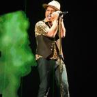 NEW YORK, NY - AUGUST 25: Bruno Mars performs during the 2013 MTV Video Music Awards at the Barclays Center on August 25, 2013 in the Brooklyn borough of New York City. (Photo by Jeff Kravitz/FilmMagic for MTV)