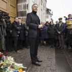 5c8a9d64360000ba1a6bb4d6