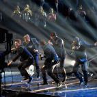 NEW YORK, NY - AUGUST 25: 'NSYNC performs during the 2013 MTV Video Music Awards at the Barclays Center on August 25, 2013 in the Brooklyn borough of New York City. (Photo by Rick Diamond/Getty Images for MTV)