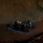 Tailandia est&aacute; en vilo desde hace tres d&iacute;as por la desaparici&oacute;n de un grupo de adolescentes de entre 11 y 16 a&ntilde;os en una de las atracciones tur&iacute;sticas de este pa&iacute;s asi&aacute;tico, la cueva Tham Luang Na...