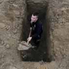 5c8b2edf2000009e04705897