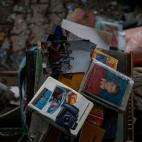 5fa0fa2c240000c51bb0384a