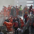 5fa0fa2d240000af3161eed0