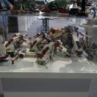 Alomar cree que el set más complicado de construir es una cañonera de El ataque de los clones: el Dropship AT-OT. "La parte delantera es muy detallada", explica.