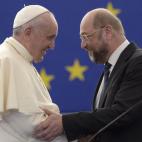 Hasta el papa Francisco ha estado y ha dado un discuso ante la Cámara. Fue en noviembre de 2014, en la sede de Estrasburgo, y los habituales cuentan que pocas veces habían visto tanta prensa y tanto revuelo.