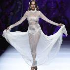 5c8b37e93b000070066d3fce