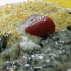 Con espinacas, fresones, tacos de jamón y bechamel. Mira aquí la receta completa.